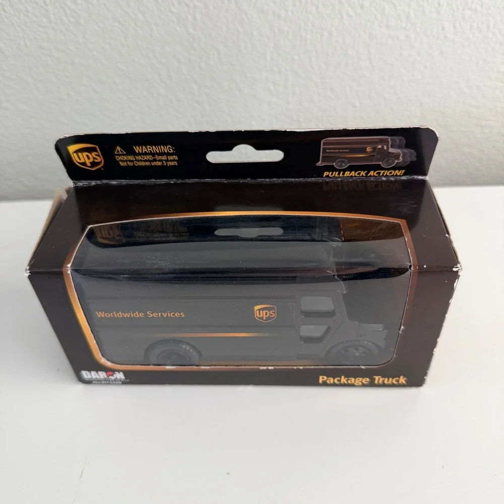 Daron UPS Package Truck Pullback Action Worldwide Services Diecast RT4349
